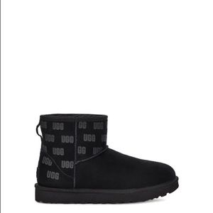 MEN’S CLASSIC MINI II UGG PRINT